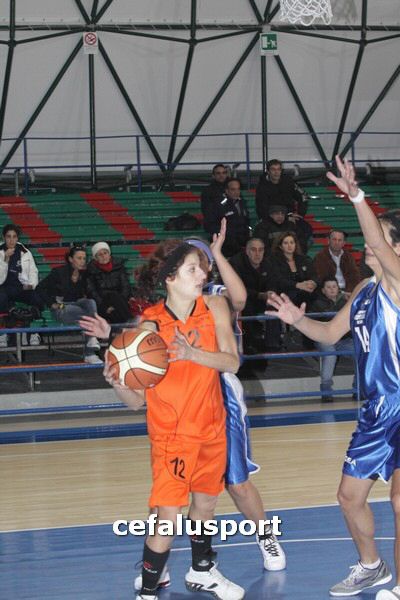 120218 basket 397_tn.jpg